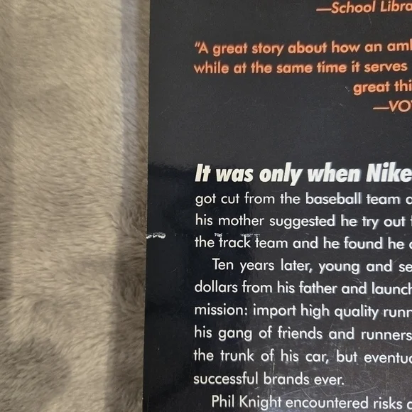 Shoe Dog: A Memoir by the Creator of Nike -- Phil Knight - Picture 8 of 12